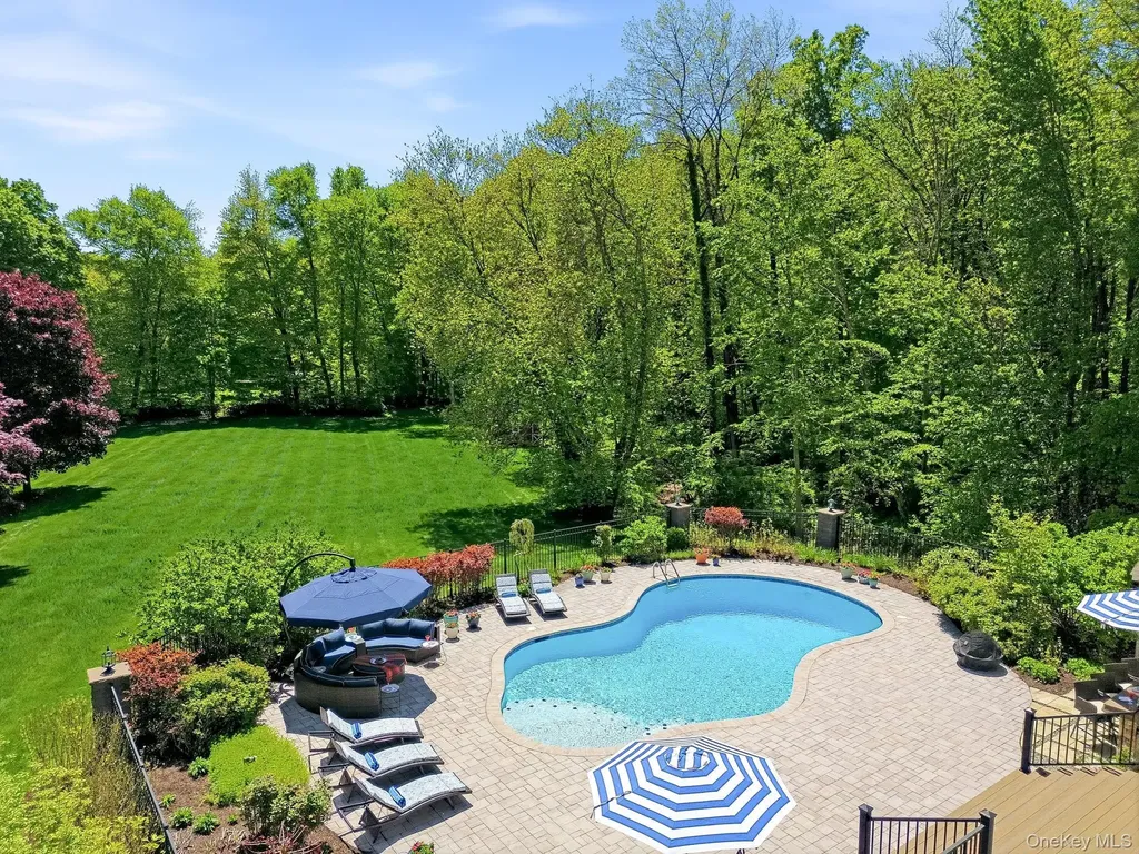 23 Pheasant Run Road Putnam Valley NY 10579
