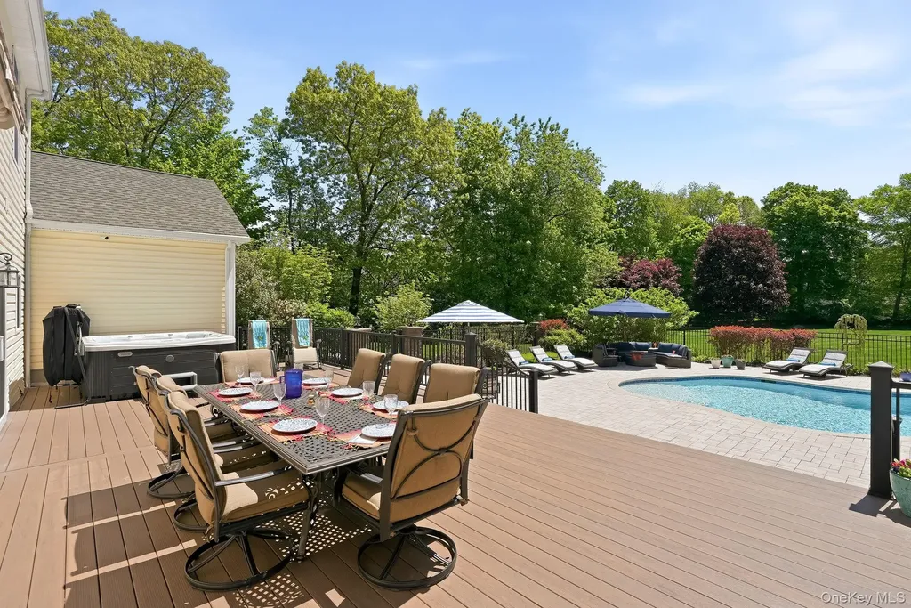 23 Pheasant Run Road Putnam Valley NY 10579
