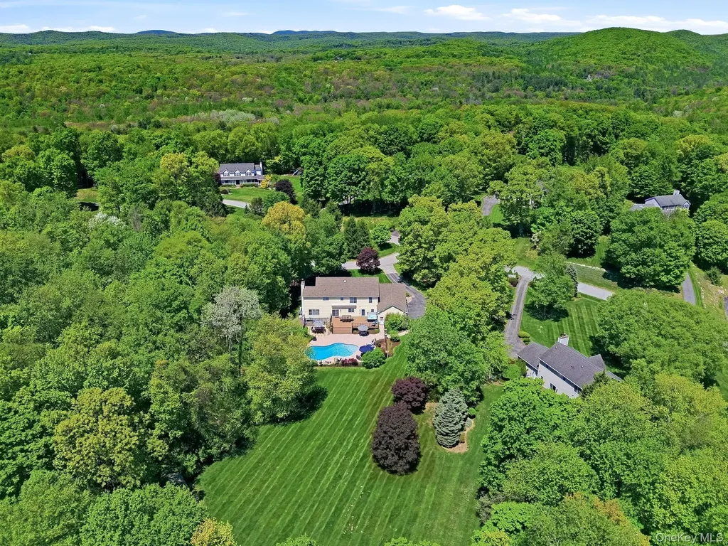 23 Pheasant Run Road Putnam Valley NY 10579