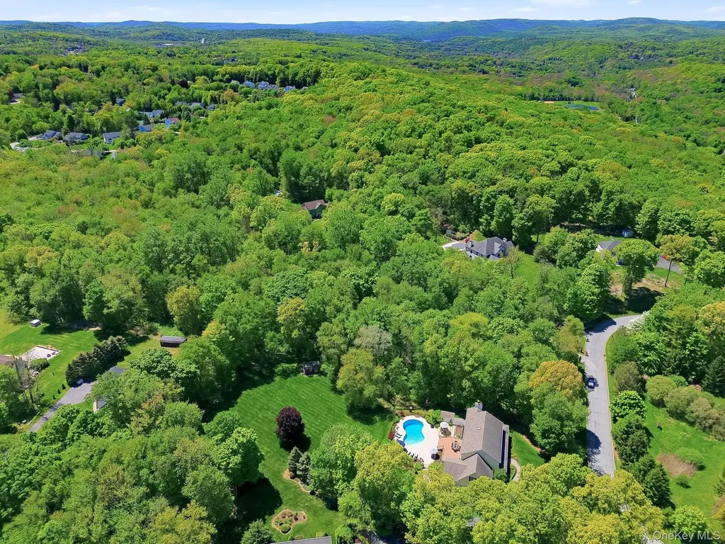 23 Pheasant Run Road Putnam Valley NY 10579