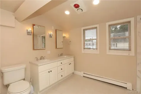 7 Meadow Street Goldens Bridge NY 10526