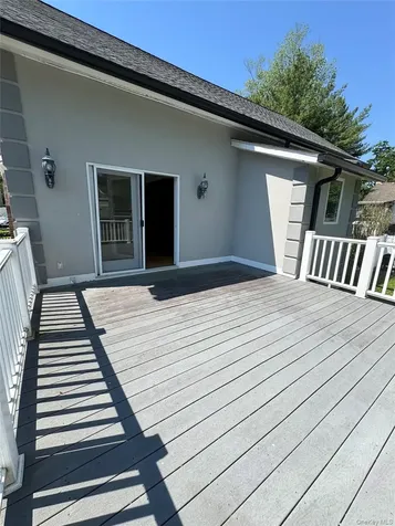 7 Meadow Street Goldens Bridge NY 10526
