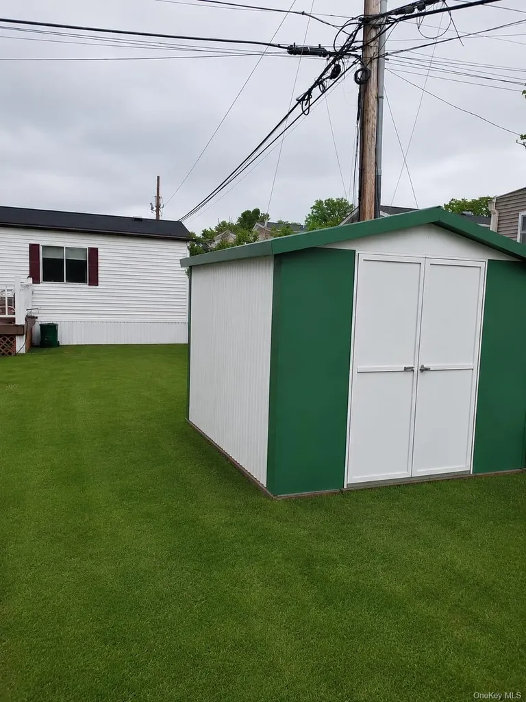 57 W Mountain View Stony Point NY 10980