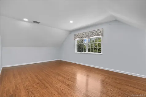 6 Horton Court West Harrison NY 10604