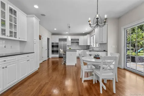 6 Horton Court West Harrison NY 10604