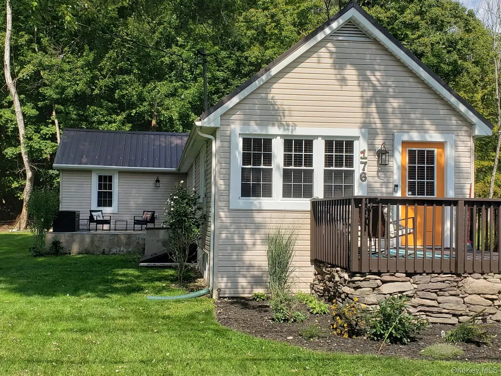 176 Mountaindale Main Street Mountain Dale NY 12763