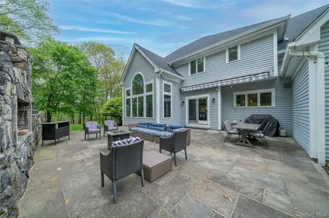 630 Chappaqua Road Briarcliff Manor NY 10510