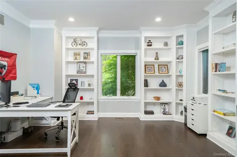 630 Chappaqua Road Briarcliff Manor NY 10510
