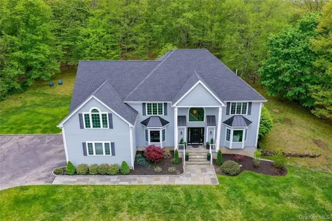 630 Chappaqua Road Briarcliff Manor NY 10510
