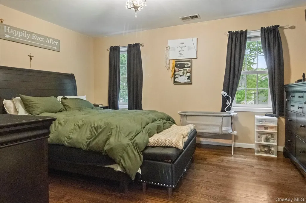 638 E Main Street Jefferson Valley NY 10535