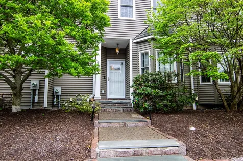 638 E Main Street Jefferson Valley NY 10535