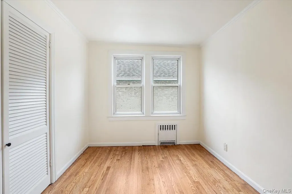 40 Crestmont Avenue Yonkers NY 10704