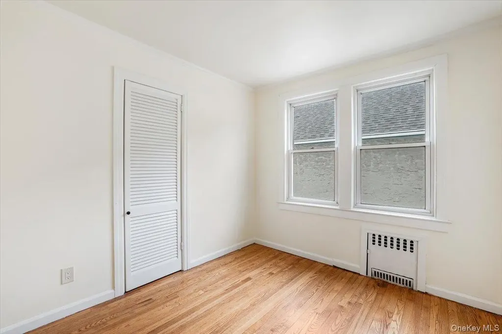 40 Crestmont Avenue Yonkers NY 10704