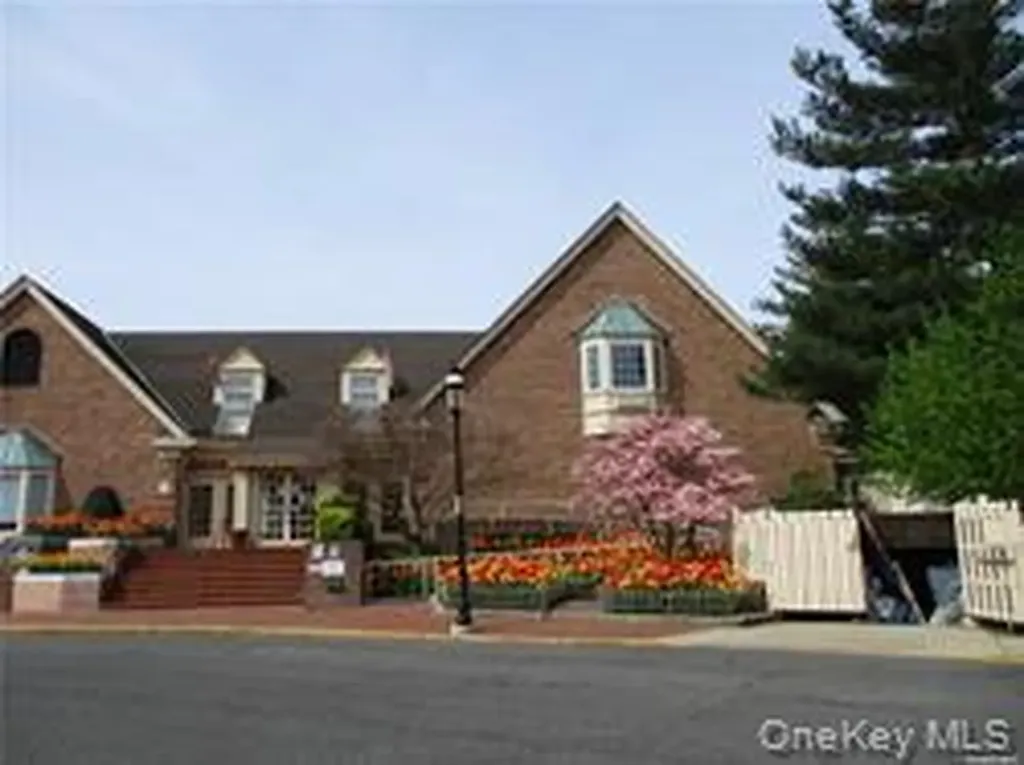 14-06 Michael Place Bayside NY 11360