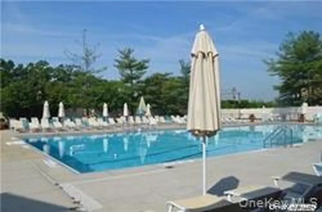 14-06 Michael Place Bayside NY 11360