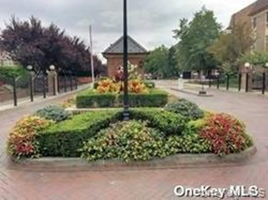 14-06 Michael Place Bayside NY 11360