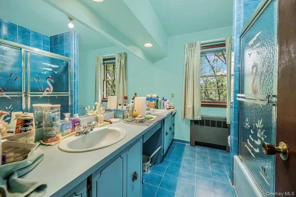 4 Carol Lane Mamaroneck NY 10543
