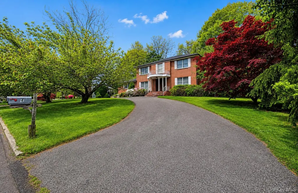 4 Carol Lane Mamaroneck NY 10543