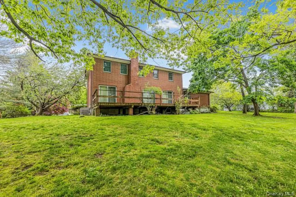 4 Carol Lane Mamaroneck NY 10543