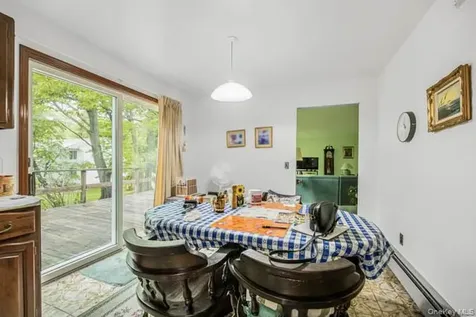 4 Carol Lane Mamaroneck NY 10543
