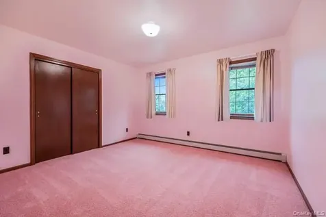 4 Carol Lane Mamaroneck NY 10543