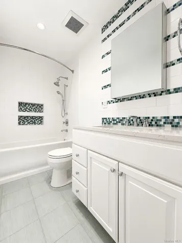 330 Central Park Avenue Scarsdale NY 10583