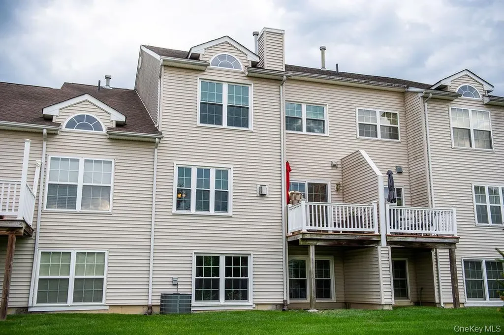 5505 Boulder Way Wappingers Falls NY 12590