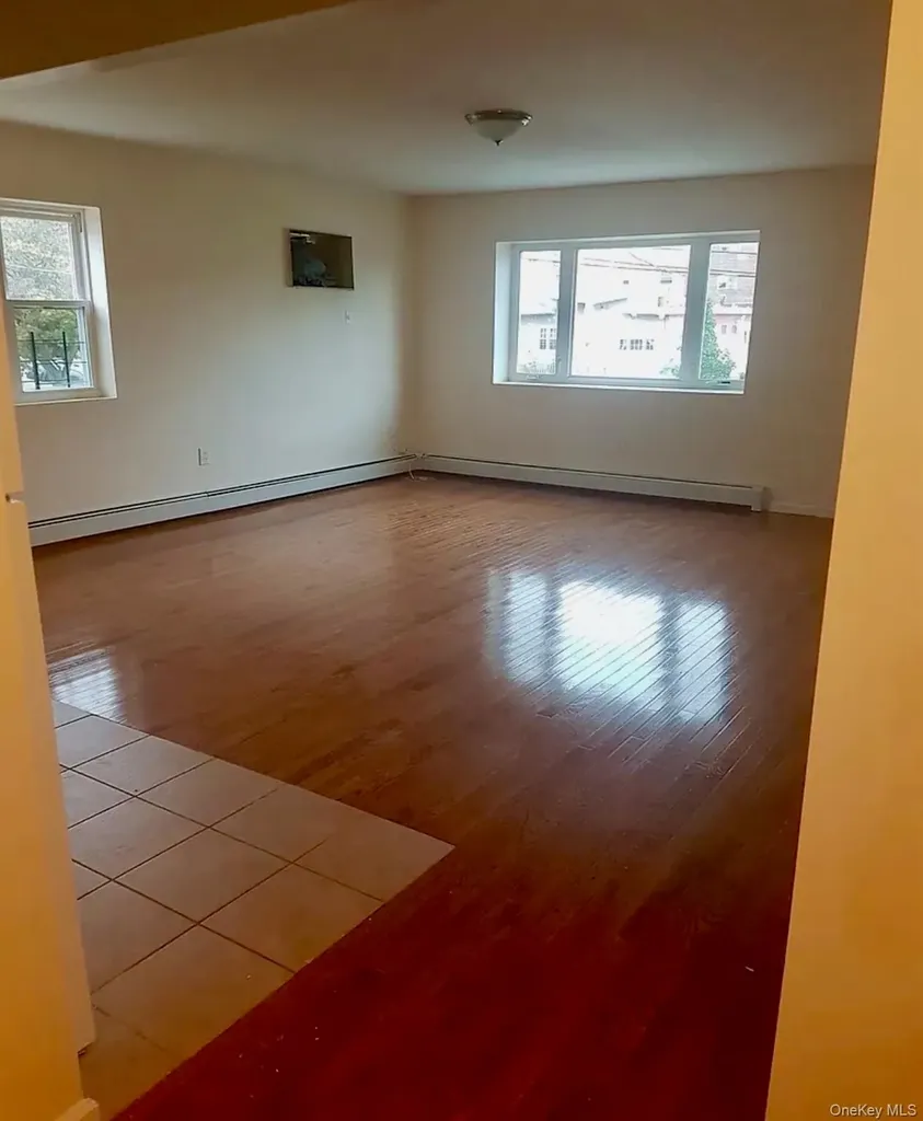 2265 Seward Avenue Bronx NY 10473