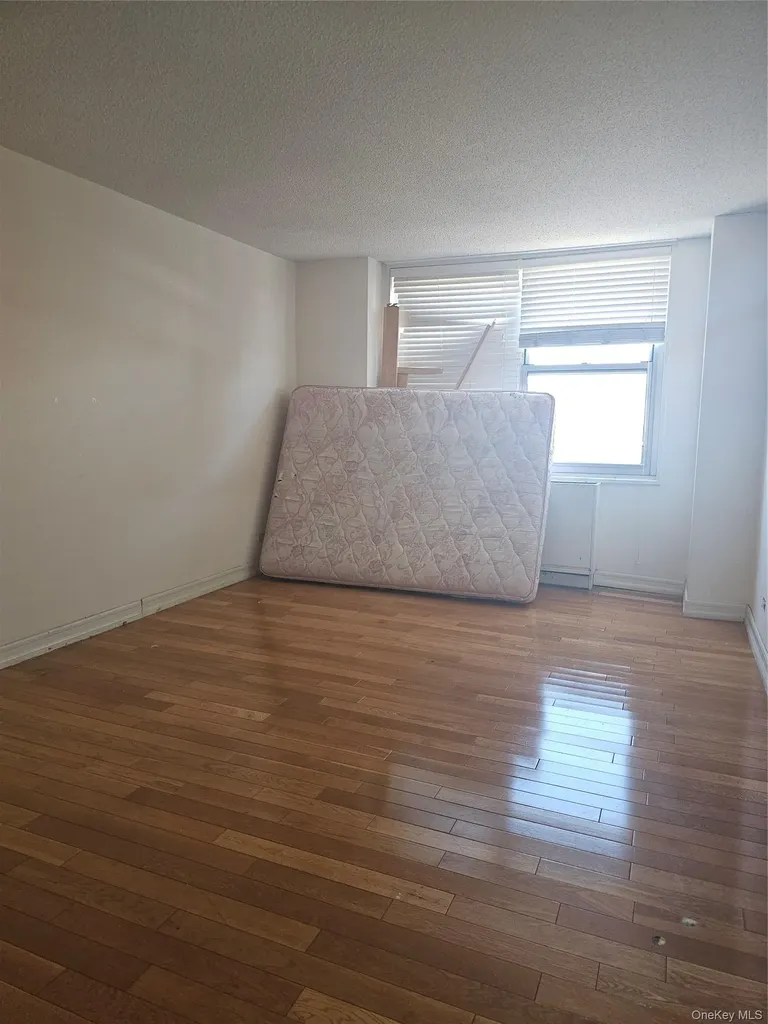 41-40 Union Street Flushing NY 11355