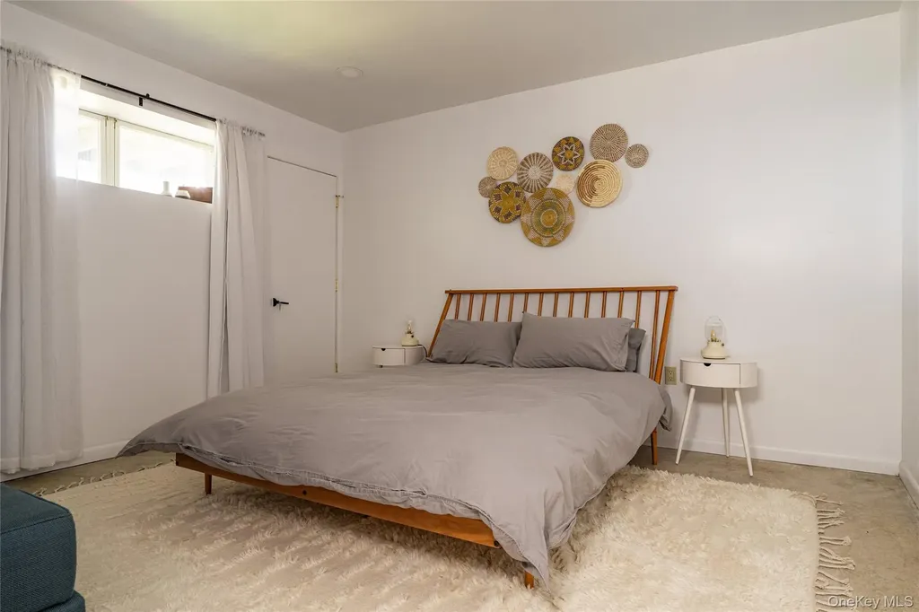 704 Mountain Road Middletown NY 10940