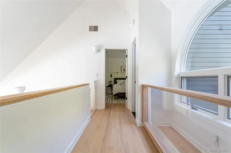 704 Mountain Road Middletown NY 10940