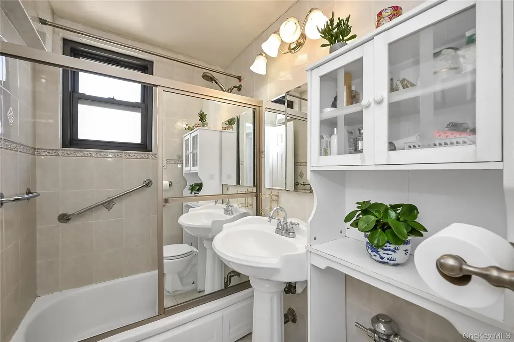 99-05 59 Avenue Corona NY 11368