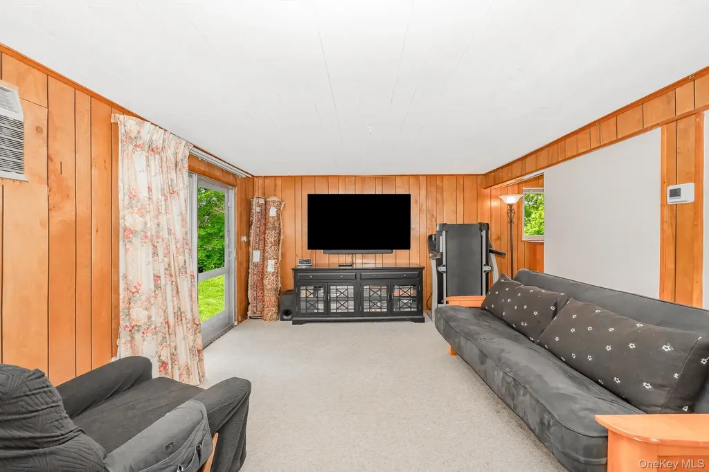 247 Bow Drive Hauppauge NY 11788