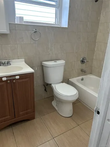 14616 106 Ave Avenue Jamaica South NY 11435