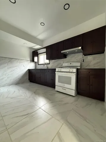 89 Joline Avenue Staten Island NY 10307