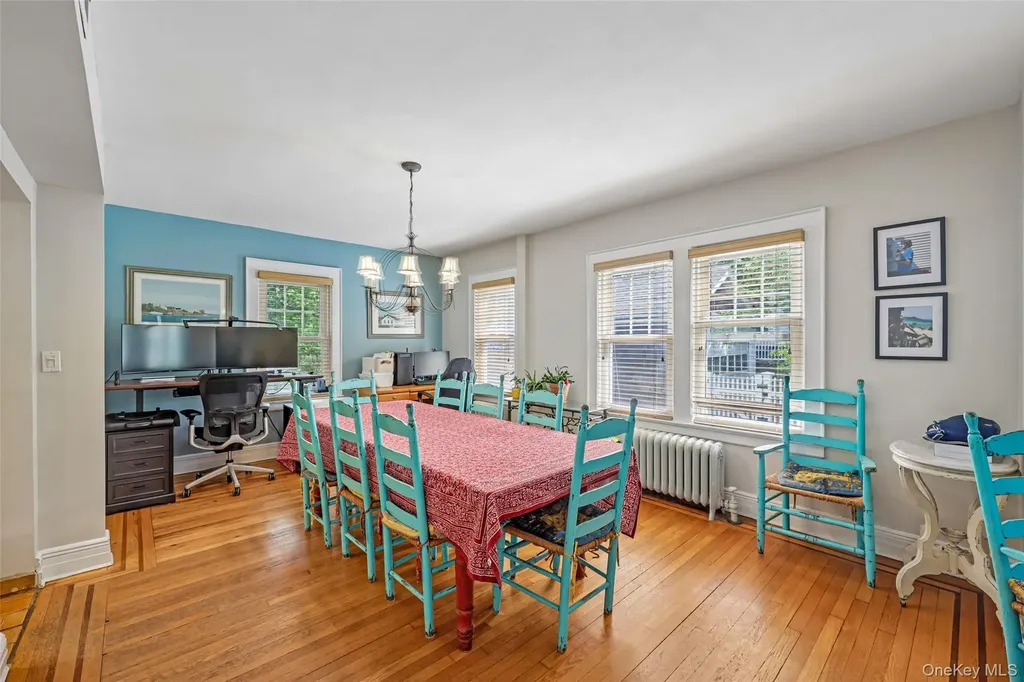 148 Willis Court Woodmere NY 11598