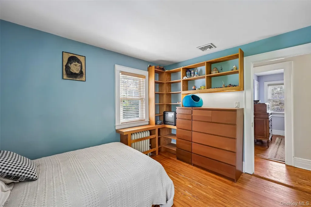 148 Willis Court Woodmere NY 11598