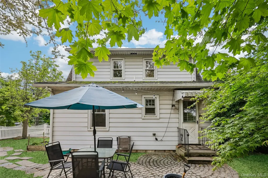 148 Willis Court Woodmere NY 11598
