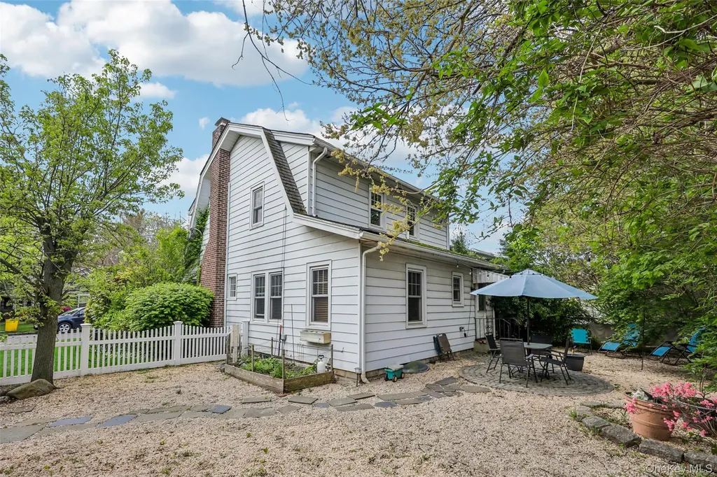 148 Willis Court Woodmere NY 11598