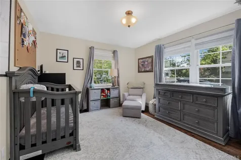 32 Chaucer Street Hartsdale NY 10530
