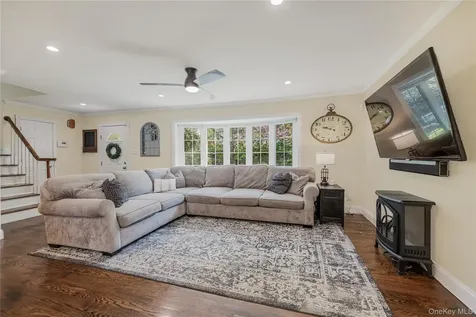 32 Chaucer Street Hartsdale NY 10530