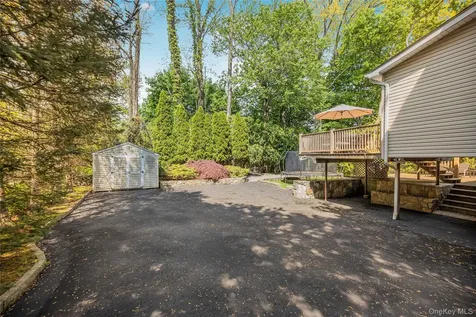 32 Chaucer Street Hartsdale NY 10530