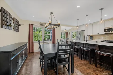 32 Chaucer Street Hartsdale NY 10530