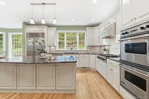 77 Old Stone Hill Road Pound Ridge NY 10576