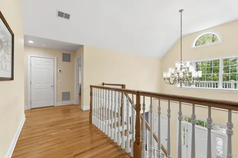 77 Old Stone Hill Road Pound Ridge NY 10576