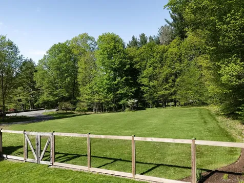 77 Old Stone Hill Road Pound Ridge NY 10576