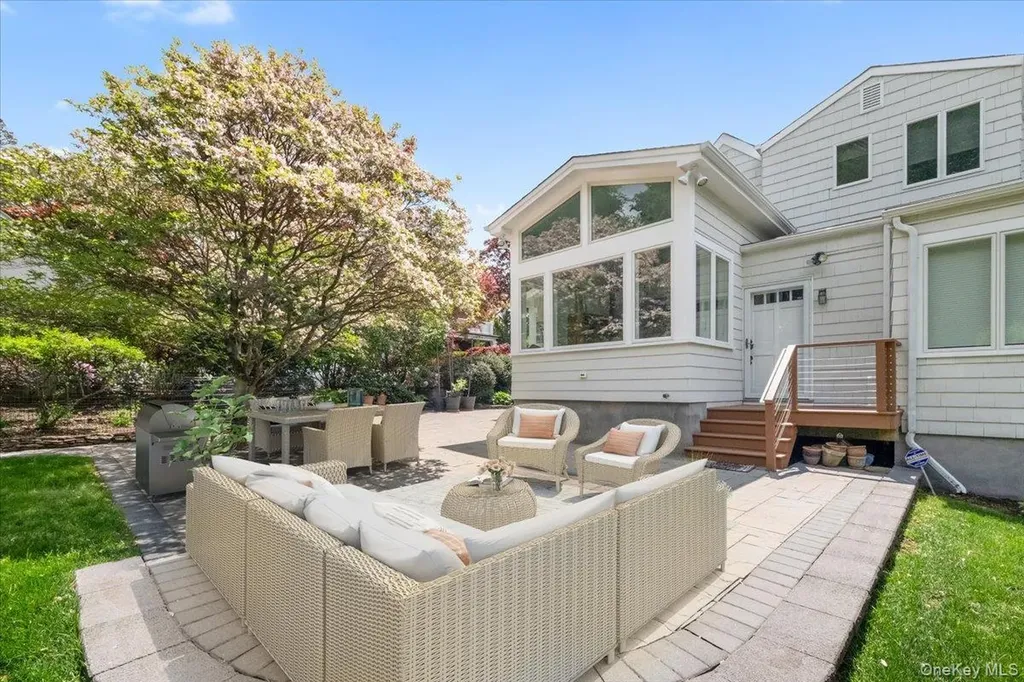 145 Woodlands Avenue White Plains NY 10607