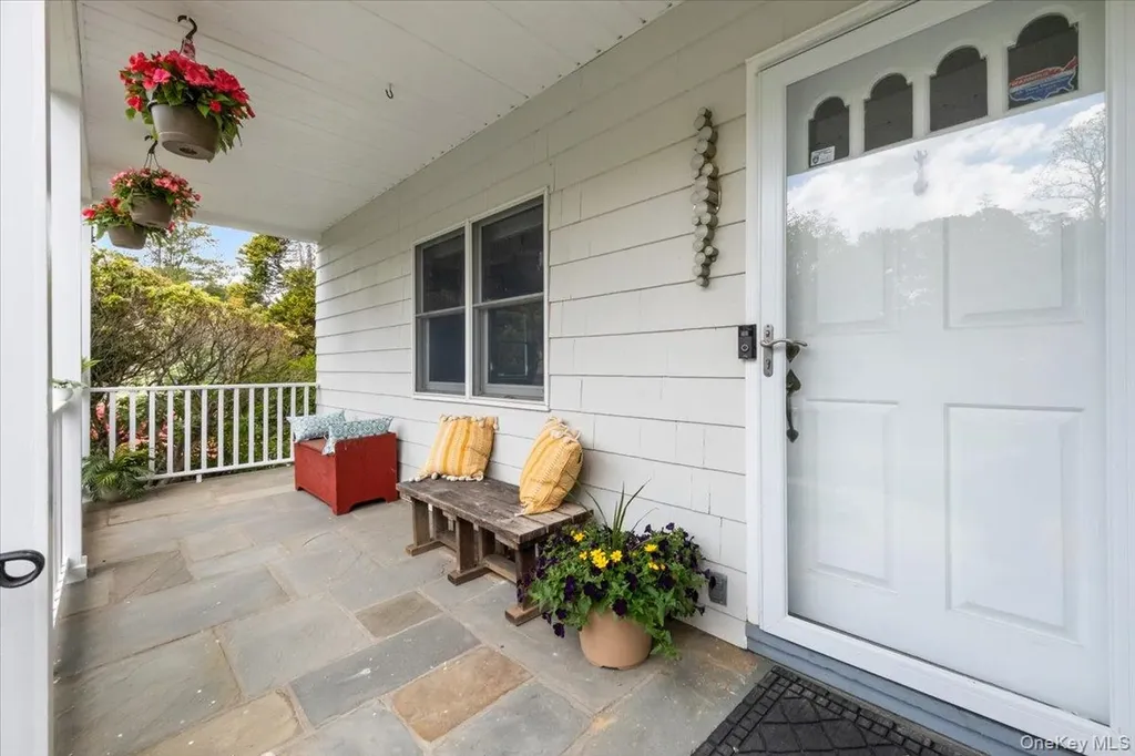 145 Woodlands Avenue White Plains NY 10607