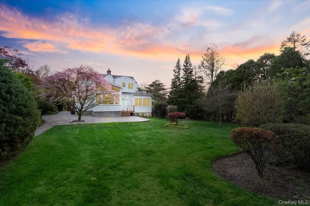 145 Woodlands Avenue White Plains NY 10607