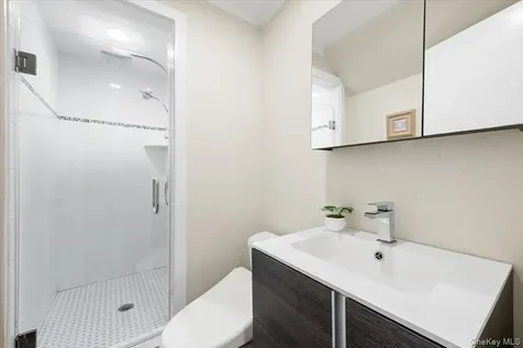 145 Woodlands Avenue White Plains NY 10607